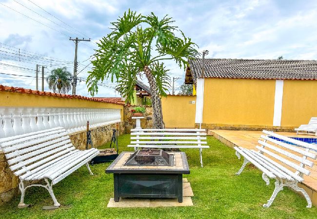 Casa em Atibaia - Chácara elegante com piscina e lazer em Atibaia/SP Casa em Atibaia - Chácara elegante com piscina e lazer em Atibaia/SP