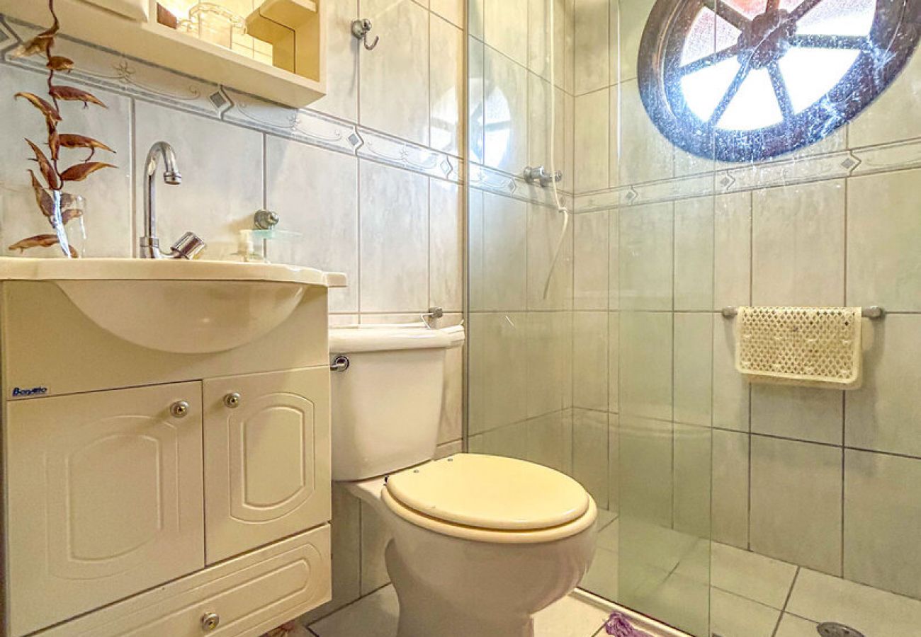 Casa em Atibaia - Chácara elegante com piscina e lazer em Atibaia/SP Casa em Atibaia - Chácara elegante com piscina e lazer em Atibaia/SP