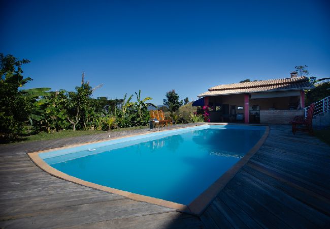 Casa em Extrema - Chácara confortável c piscina e lazer - Extrema/MG Casa em Extrema - Chácara confortável c piscina e lazer - Extrema/MG