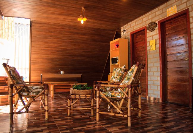 Chalé em Alto Paraíso de Goiás - Chalé com churrasqueira e jacuzzi aquecida Chalé em Alto Paraíso de Goiás - Chalé com churrasqueira e jacuzzi aquecida