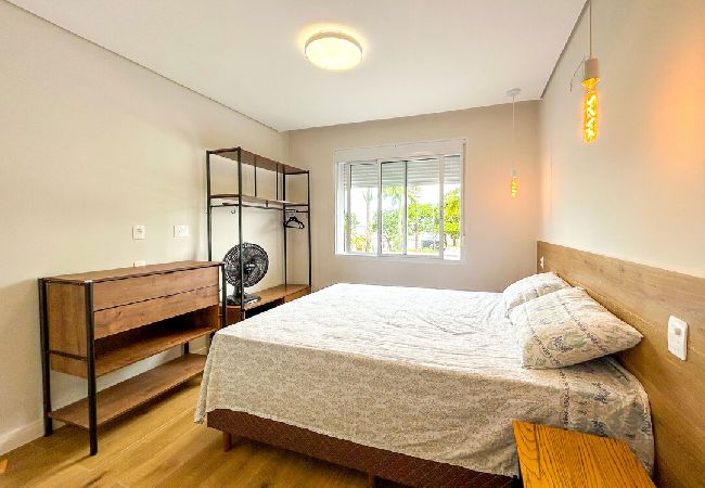 Apartamento em Santos - Apto estiloso e climatizado com wi-fi a beira mar Apartamento em Santos - Apto estiloso e climatizado com wi-fi a beira mar