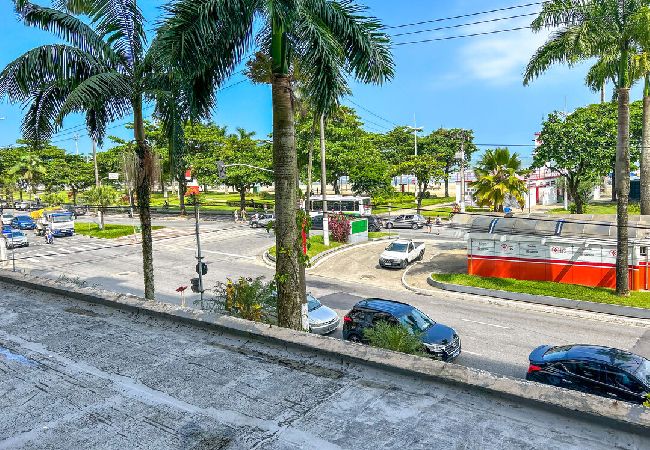 Apartamento em Santos - Apto estiloso e climatizado com wi-fi a beira mar Apartamento em Santos - Apto estiloso e climatizado com wi-fi a beira mar