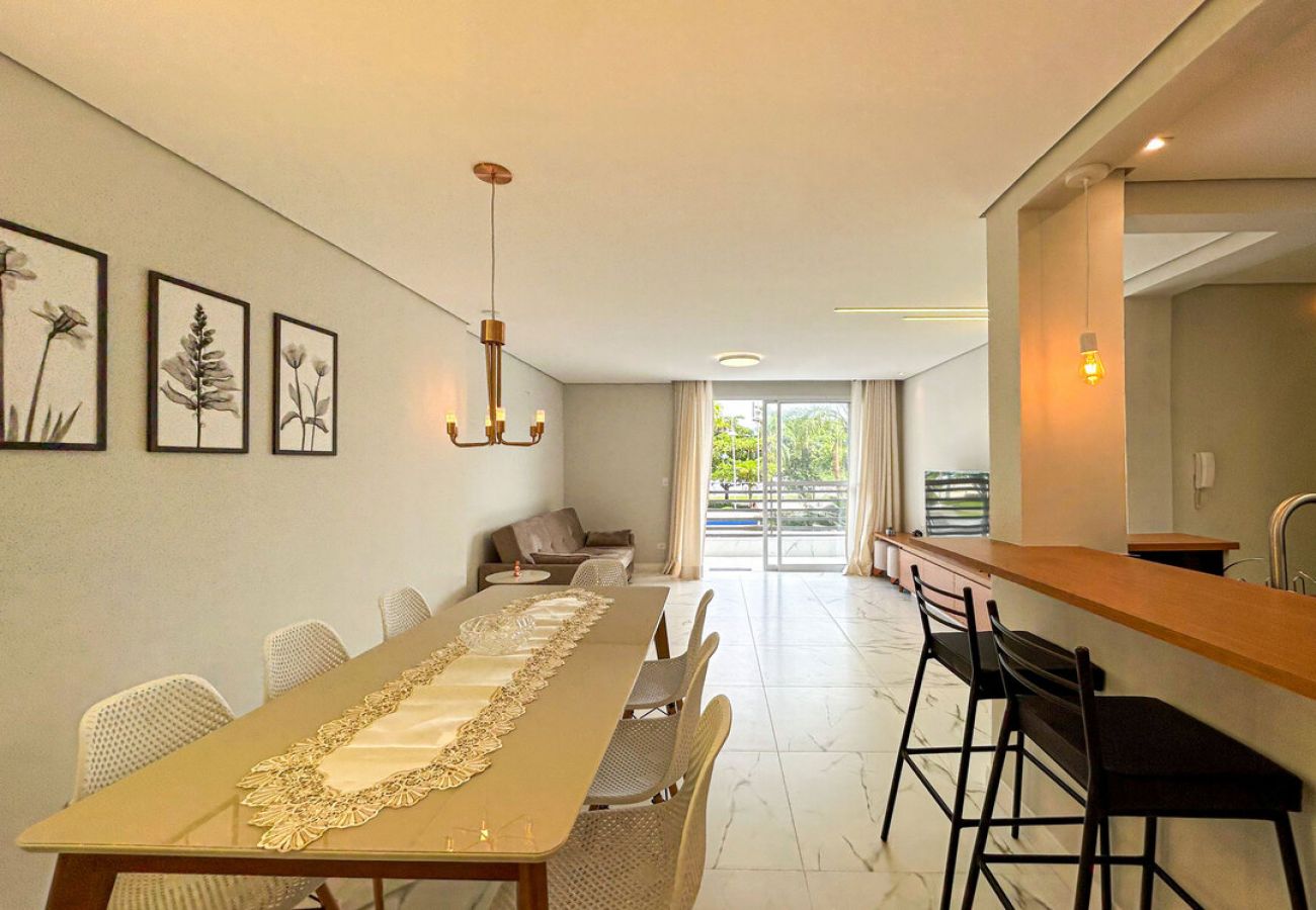 Apartamento em Santos - Apto estiloso e climatizado com wi-fi a beira mar Apartamento em Santos - Apto estiloso e climatizado com wi-fi a beira mar