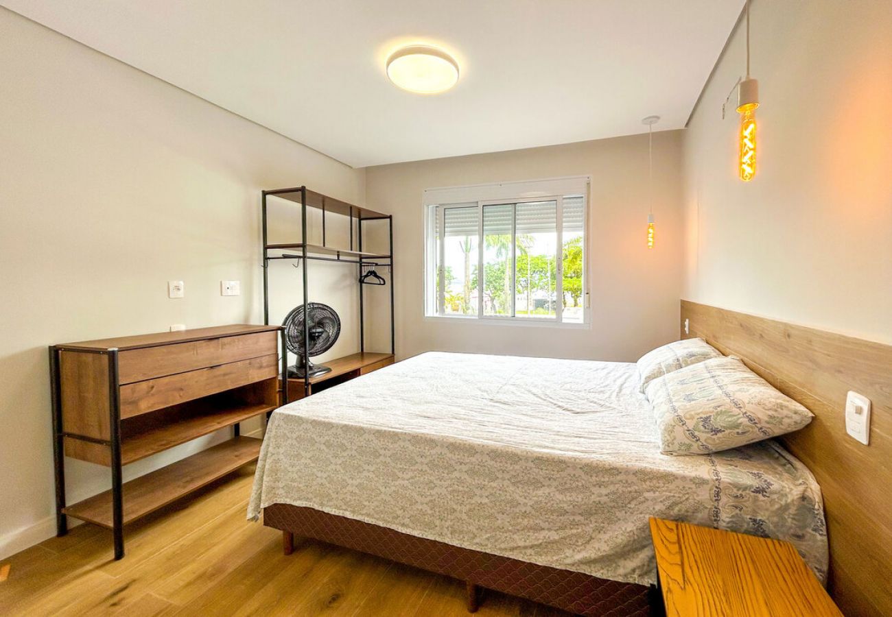 Apartamento em Santos - Apto estiloso e climatizado com wi-fi a beira mar Apartamento em Santos - Apto estiloso e climatizado com wi-fi a beira mar