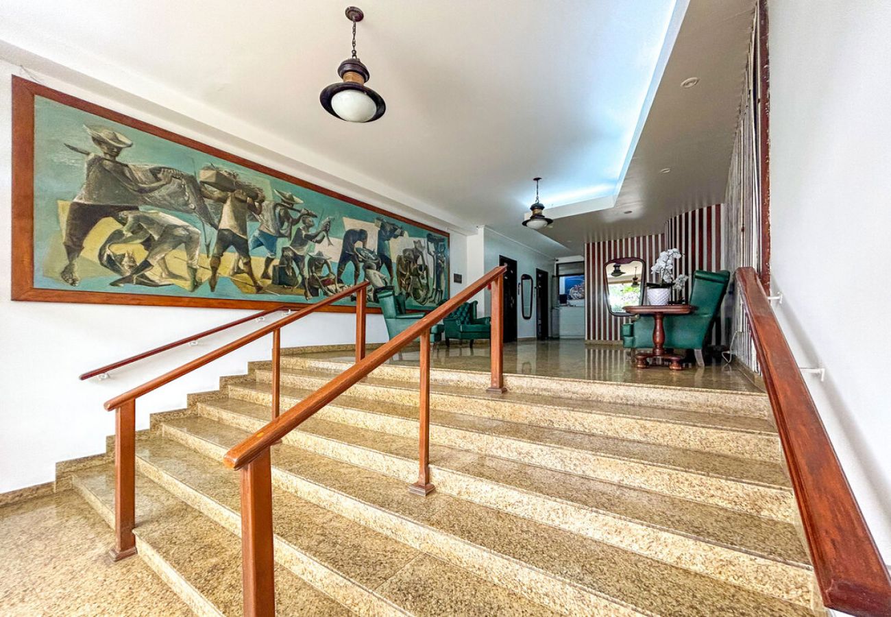 Apartamento em Santos - Apto estiloso e climatizado com wi-fi a beira mar Apartamento em Santos - Apto estiloso e climatizado com wi-fi a beira mar