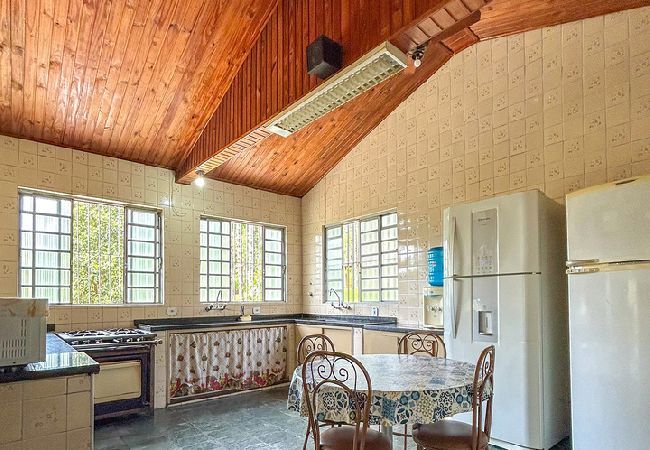 Casa em Santa Isabel - Incrível chácara c churrasqueira - Santa Isabel/SP Casa em Santa Isabel - Incrível chácara c churrasqueira - Santa Isabel/SP