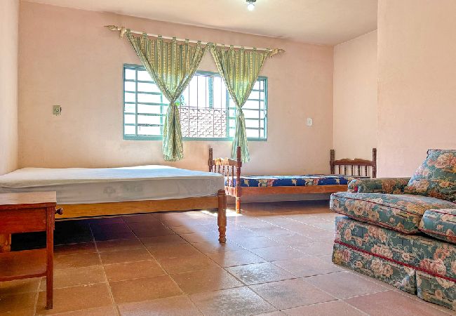 Casa em Santa Isabel - Incrível chácara c churrasqueira - Santa Isabel/SP Casa em Santa Isabel - Incrível chácara c churrasqueira - Santa Isabel/SP