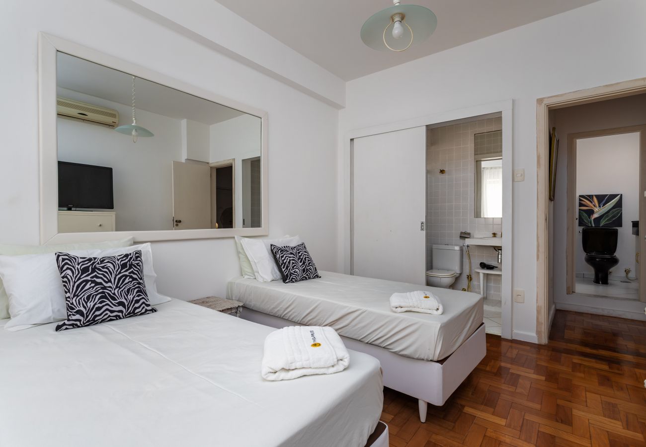 Apartamento em Rio de Janeiro - A801 (Zona2) Apartamento em Rio de Janeiro - A801 (Zona2)