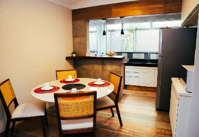 Apartamento em Juiz de Fora - Apto com Wi-Fi e em Cascatinha, Juiz de Fora/MG Apartamento em Juiz de Fora - Apto com Wi-Fi e em Cascatinha, Juiz de Fora/MG