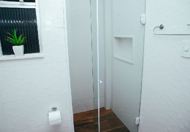 Apartamento em Juiz de Fora - Apto com Wi-Fi e em Cascatinha, Juiz de Fora/MG Apartamento em Juiz de Fora - Apto com Wi-Fi e em Cascatinha, Juiz de Fora/MG