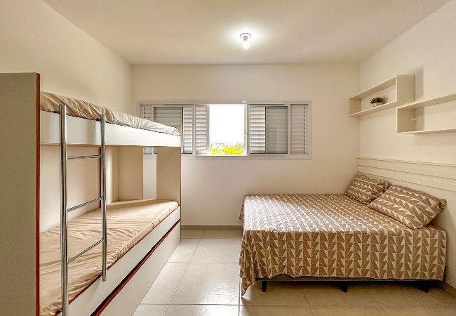 Apartamento em Cachoeira Paulista - Apto com ótima localização - Cachoeira Paulista/SP Apartamento em Cachoeira Paulista - Apto com ótima localização - Cachoeira Paulista/SP