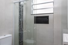 Apartamento em Rio de Janeiro - LM108 (Zona4)