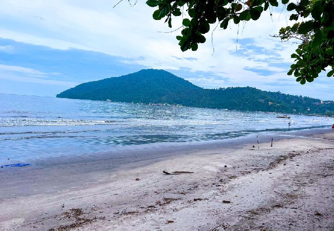 Apartamento em Ubatuba - Ótimo Apto a 250m da Praia do Itaguá Apartamento em Ubatuba - Ótimo Apto a 250m da Praia do Itaguá