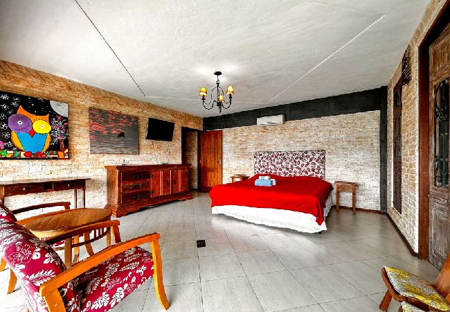 Casa em Ilhabela - Casa beira mar c lazer completo em Piúva-Ilhabela Casa em Ilhabela - Casa beira mar c lazer completo em Piúva-Ilhabela