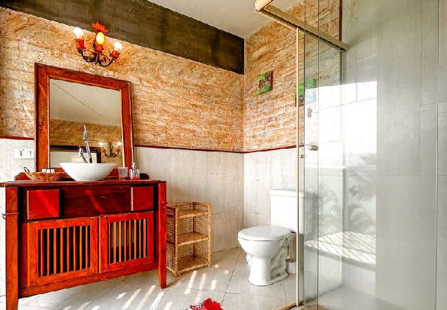 Casa em Ilhabela - Casa beira mar c lazer completo em Piúva-Ilhabela Casa em Ilhabela - Casa beira mar c lazer completo em Piúva-Ilhabela