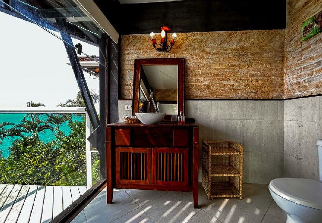 Casa em Ilhabela - Casa beira mar c lazer completo em Piúva-Ilhabela Casa em Ilhabela - Casa beira mar c lazer completo em Piúva-Ilhabela