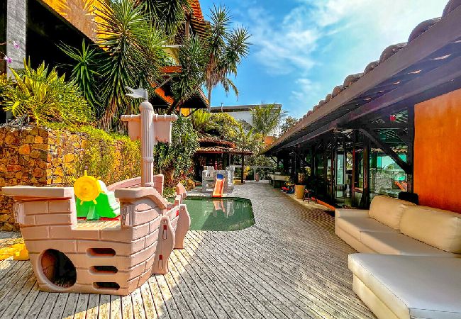 Casa em Ilhabela - Casa beira mar c lazer completo em Piúva-Ilhabela Casa em Ilhabela - Casa beira mar c lazer completo em Piúva-Ilhabela