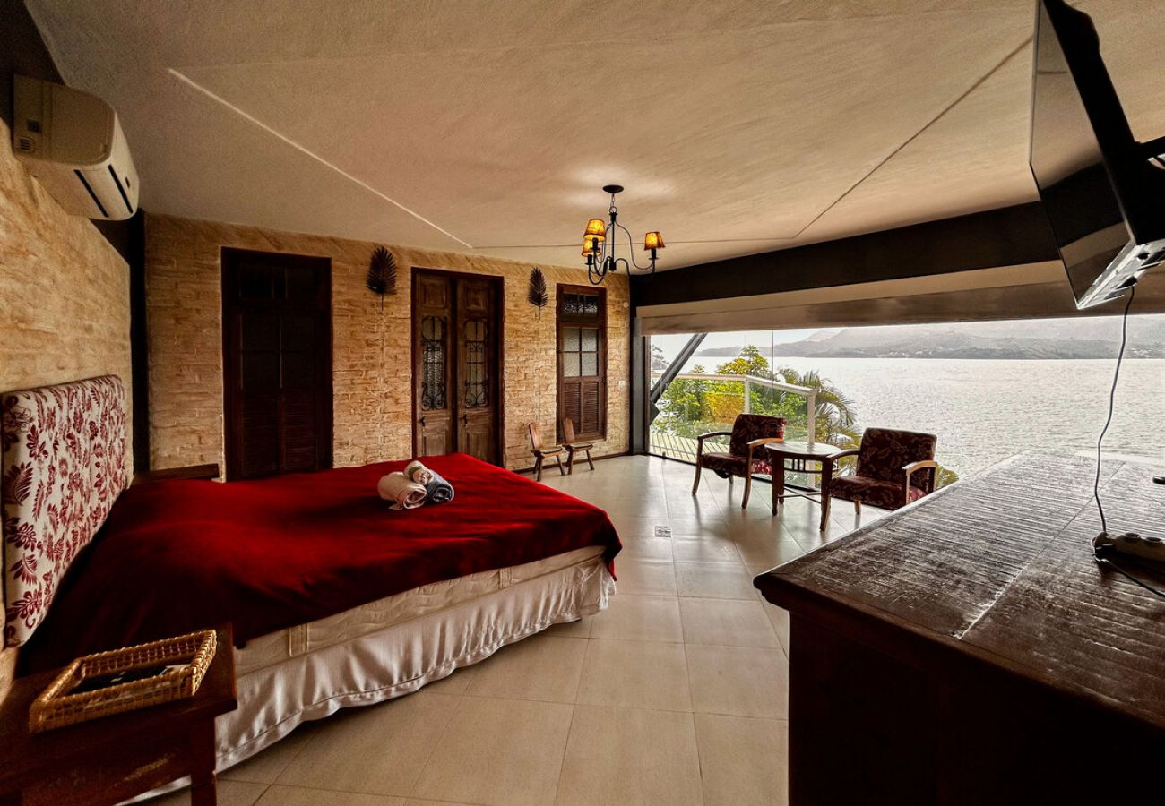 Casa em Ilhabela - Casa beira mar c lazer completo em Piúva-Ilhabela Casa em Ilhabela - Casa beira mar c lazer completo em Piúva-Ilhabela