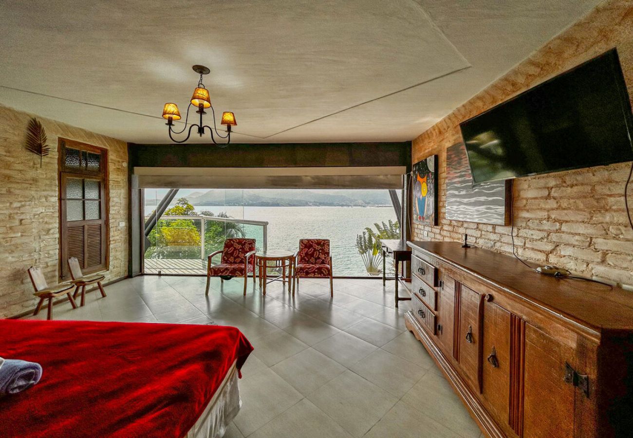 Casa em Ilhabela - Casa beira mar c lazer completo em Piúva-Ilhabela Casa em Ilhabela - Casa beira mar c lazer completo em Piúva-Ilhabela