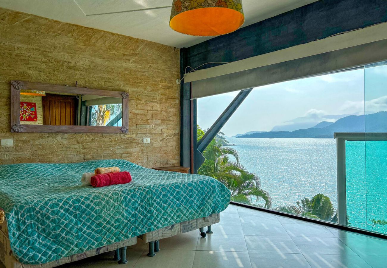 Casa em Ilhabela - Casa beira mar c lazer completo em Piúva-Ilhabela Casa em Ilhabela - Casa beira mar c lazer completo em Piúva-Ilhabela