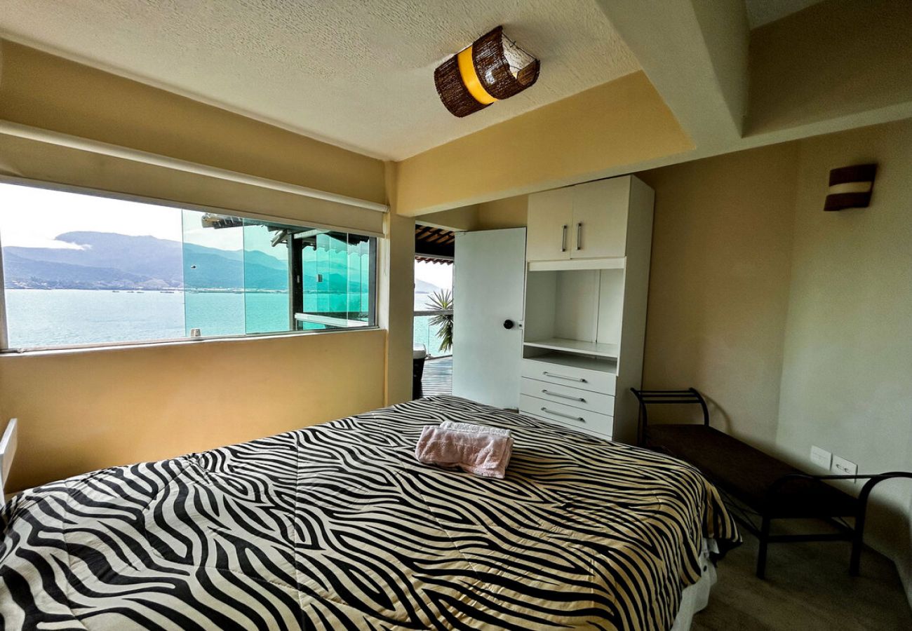 Casa em Ilhabela - Casa beira mar c lazer completo em Piúva-Ilhabela Casa em Ilhabela - Casa beira mar c lazer completo em Piúva-Ilhabela