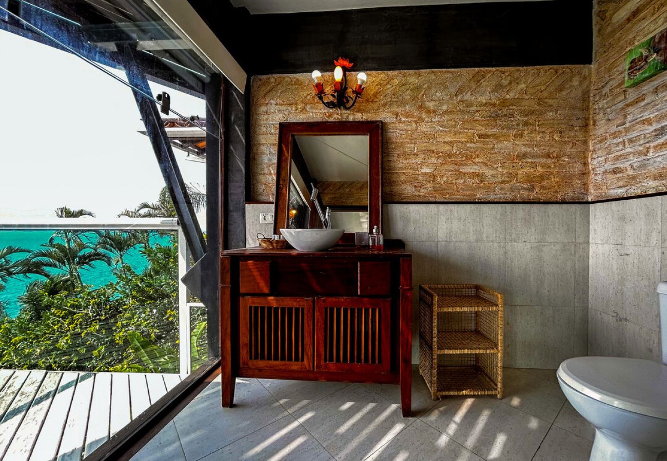 Casa em Ilhabela - Casa beira mar c lazer completo em Piúva-Ilhabela Casa em Ilhabela - Casa beira mar c lazer completo em Piúva-Ilhabela