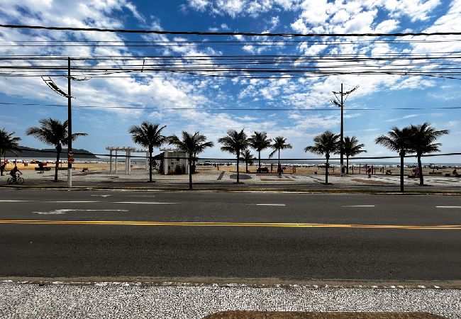 Apartamento em Praia Grande - Ótimo apto de frente para Praia do Boqueirão/SP Apartamento em Praia Grande - Ótimo apto de frente para Praia do Boqueirão/SP