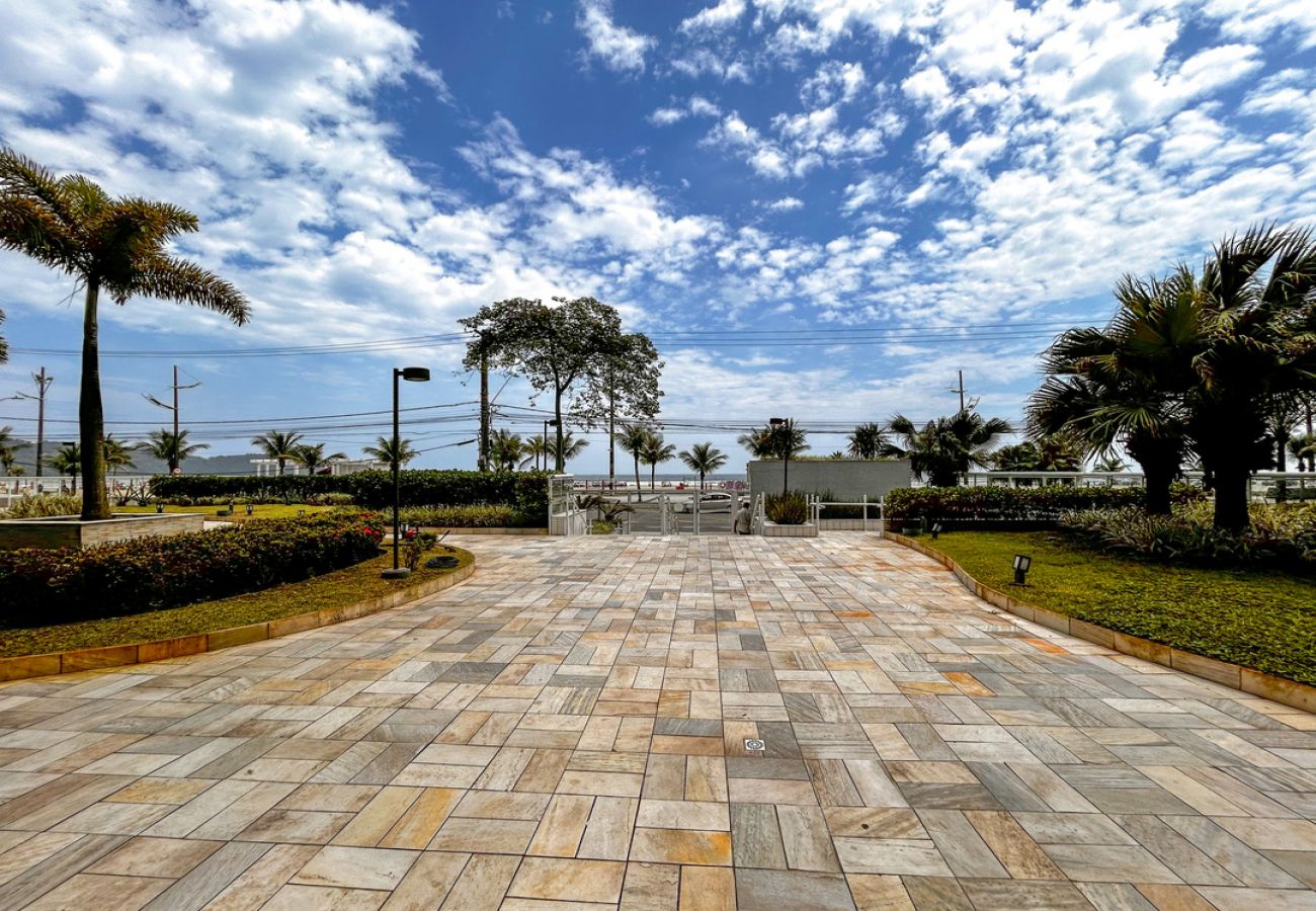 Apartamento em Praia Grande - Ótimo apto de frente para Praia do Boqueirão/SP Apartamento em Praia Grande - Ótimo apto de frente para Praia do Boqueirão/SP