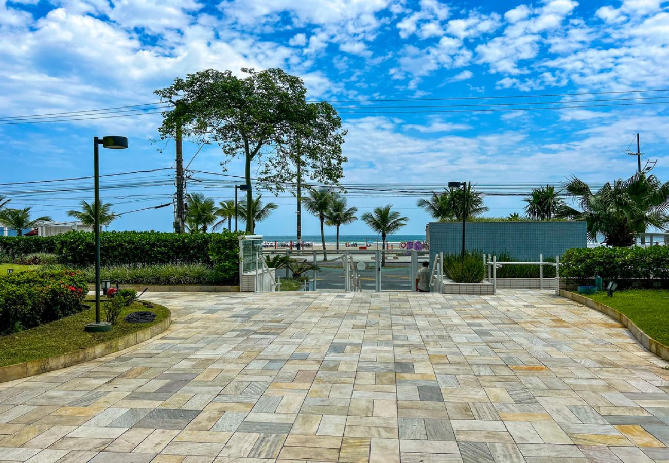 Apartamento em Praia Grande - Ótimo apto de frente para Praia do Boqueirão/SP Apartamento em Praia Grande - Ótimo apto de frente para Praia do Boqueirão/SP