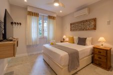 Apartamento em Rio de Janeiro - FMS502 (Zona3)