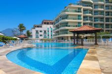 Apartamento em Rio de Janeiro - Studio com Varanda e Piscina| Beira Mar no Recreio