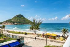 Apartamento em Rio de Janeiro - Studio com Varanda e Piscina| Beira Mar no Recreio