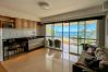 Apartamento em Rio de Janeiro - Studio com Varanda e Piscina| Beira Mar no Recreio