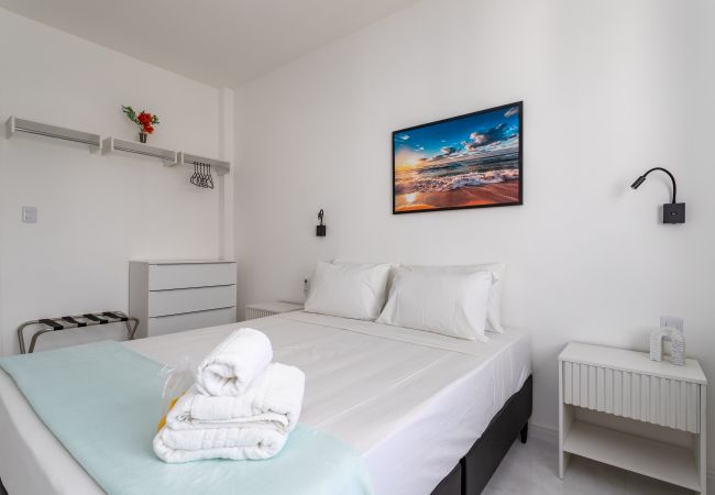 Apartamento em Rio de Janeiro - SCT1202 (Zona4) Apartamento em Rio de Janeiro - SCT1202 (Zona4)