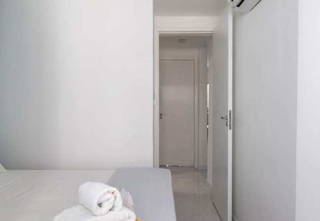 Apartamento em Rio de Janeiro - SCT1202 (Zona4) Apartamento em Rio de Janeiro - SCT1202 (Zona4)