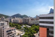 Apartamento em Rio de Janeiro - SCT1202 (Zona4)