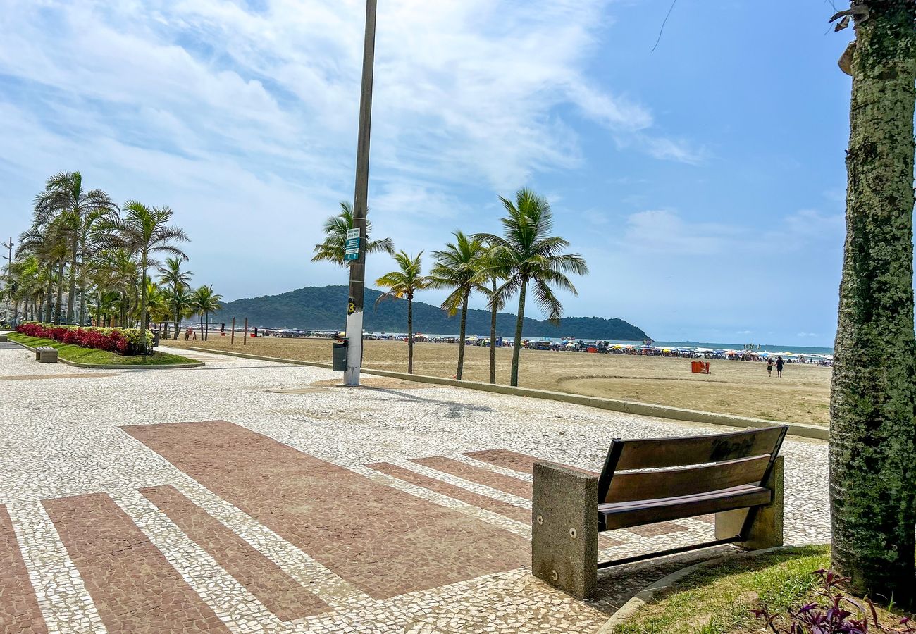 Apartamento em Praia Grande - Lindo apto c vista à beira mar em Praia Grande/SP Apartamento em Praia Grande - Lindo apto c vista à beira mar em Praia Grande/SP