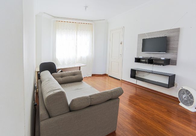 Apartamento em Ponta Grossa - Apto com ótima localização - Uvaranas,Ponta Grossa Apartamento em Ponta Grossa - Apto com ótima localização - Uvaranas,Ponta Grossa