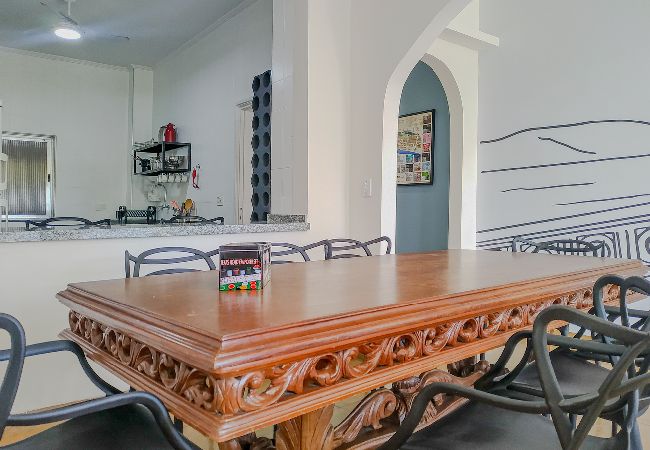 Apartamento em Santos - Apto completo no Embaré: Beira Mar | Ar | Garagem Apartamento em Santos - Apto completo no Embaré: Beira Mar | Ar | Garagem