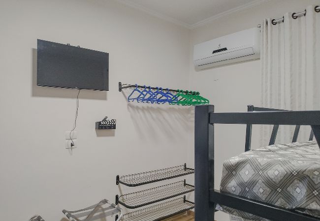 Apartamento em Santos - Apto completo no Embaré: Beira Mar | Ar | Garagem Apartamento em Santos - Apto completo no Embaré: Beira Mar | Ar | Garagem