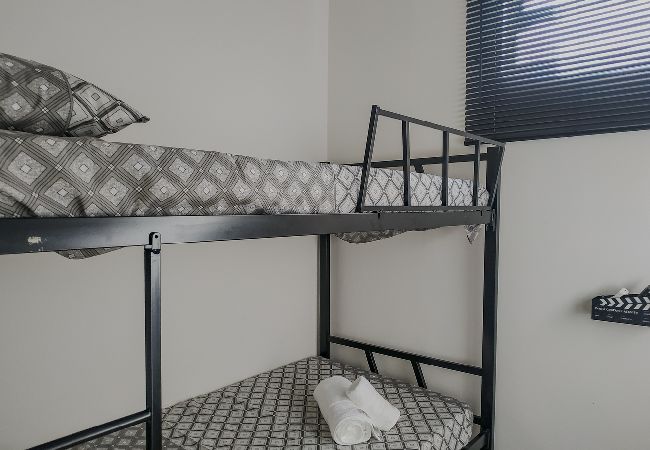 Apartamento em Santos - Apto completo no Embaré: Beira Mar | Ar | Garagem Apartamento em Santos - Apto completo no Embaré: Beira Mar | Ar | Garagem
