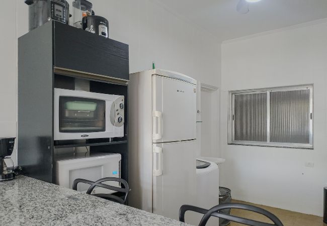 Apartamento em Santos - Apto completo no Embaré: Beira Mar | Ar | Garagem Apartamento em Santos - Apto completo no Embaré: Beira Mar | Ar | Garagem