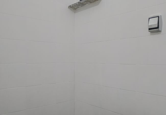 Apartamento em Santos - Apto completo no Embaré: Beira Mar | Ar | Garagem Apartamento em Santos - Apto completo no Embaré: Beira Mar | Ar | Garagem