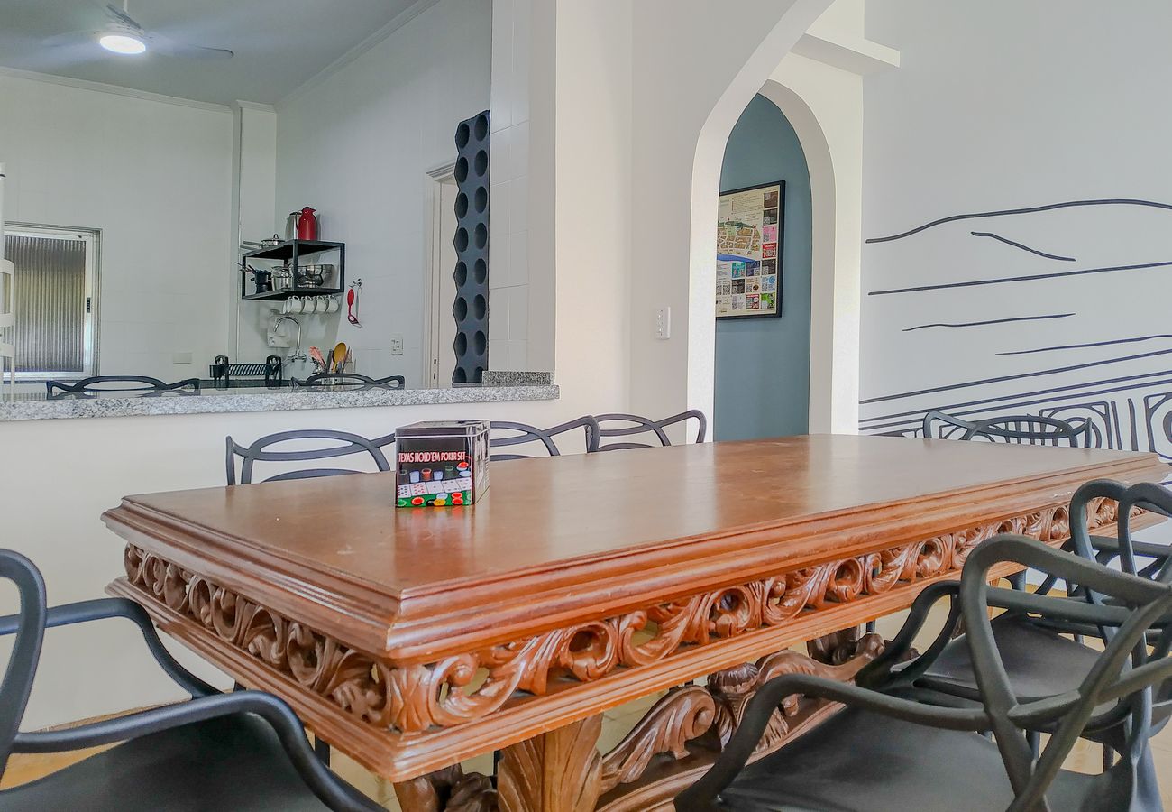 Apartamento em Santos - Apto completo no Embaré: Beira Mar | Ar | Garagem Apartamento em Santos - Apto completo no Embaré: Beira Mar | Ar | Garagem
