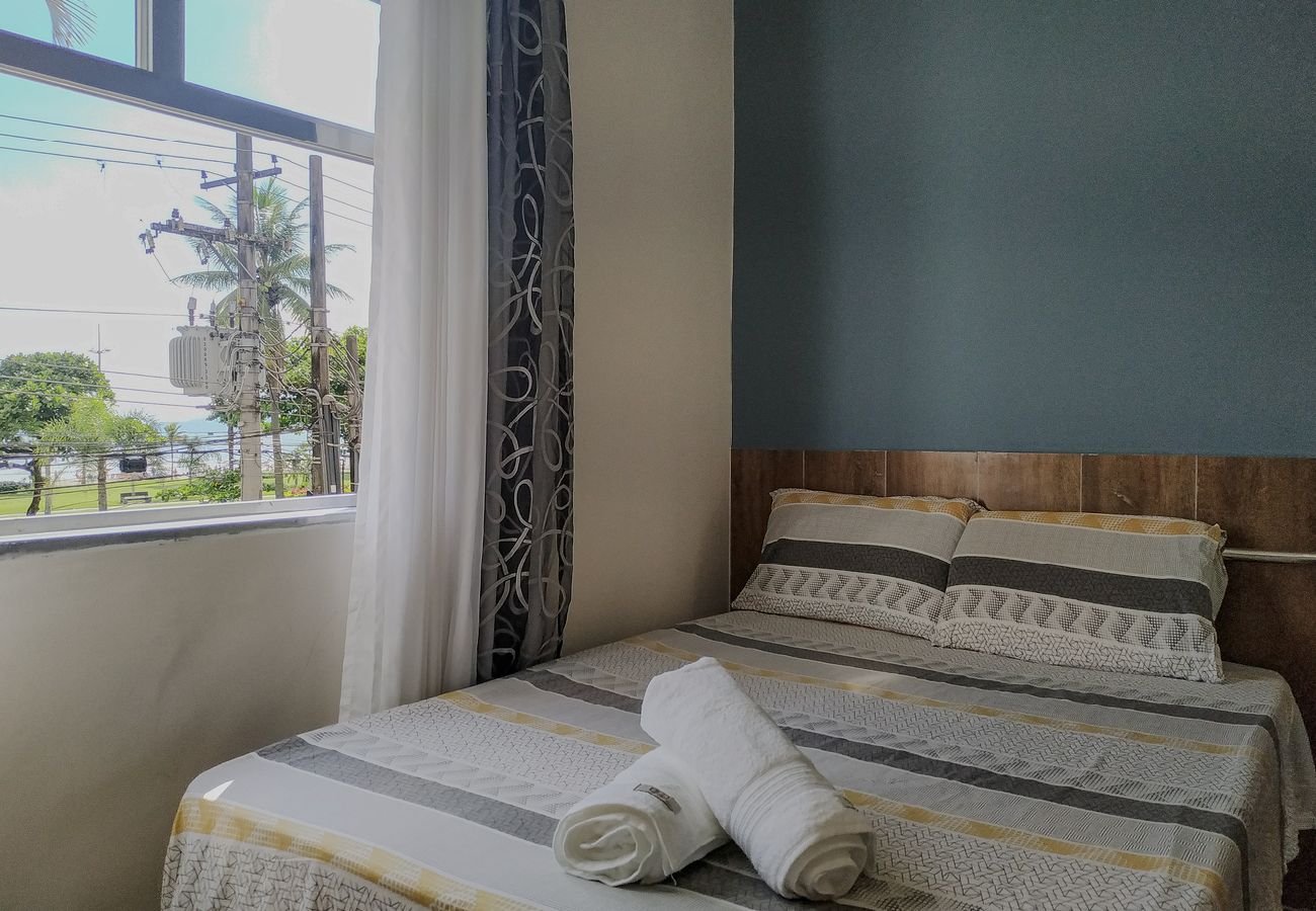 Apartamento em Santos - Apto completo no Embaré: Beira Mar | Ar | Garagem Apartamento em Santos - Apto completo no Embaré: Beira Mar | Ar | Garagem