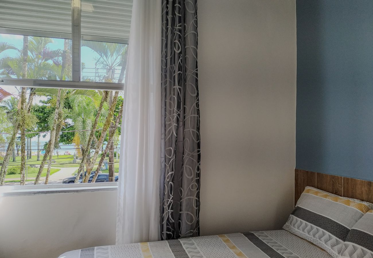 Apartamento em Santos - Apto completo no Embaré: Beira Mar | Ar | Garagem Apartamento em Santos - Apto completo no Embaré: Beira Mar | Ar | Garagem