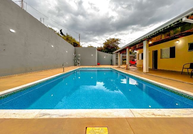 Casa em Mairinque - Casa de campo com lazer completo em Mairinque/SP Casa em Mairinque - Casa de campo com lazer completo em Mairinque/SP