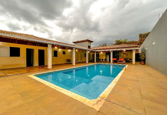 Casa em Mairinque - Casa de campo com lazer completo em Mairinque/SP Casa em Mairinque - Casa de campo com lazer completo em Mairinque/SP
