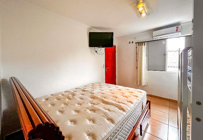 Apartamento em Guarujá - Apto a 800m da Praia da Enseada no Guarujá/SP Apartamento em Guarujá - Apto a 800m da Praia da Enseada no Guarujá/SP