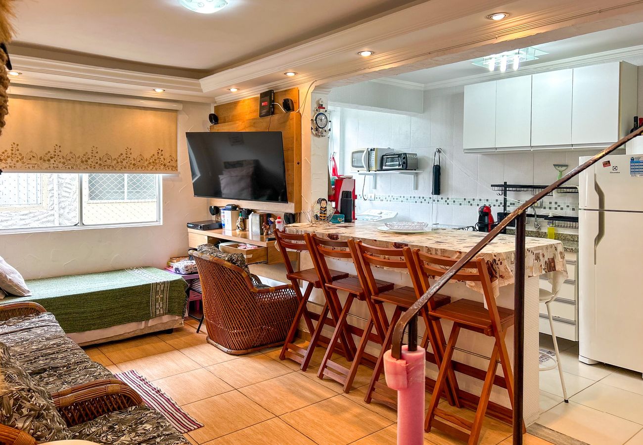 Apartamento em Guarujá - Apto a 800m da Praia da Enseada no Guarujá/SP Apartamento em Guarujá - Apto a 800m da Praia da Enseada no Guarujá/SP